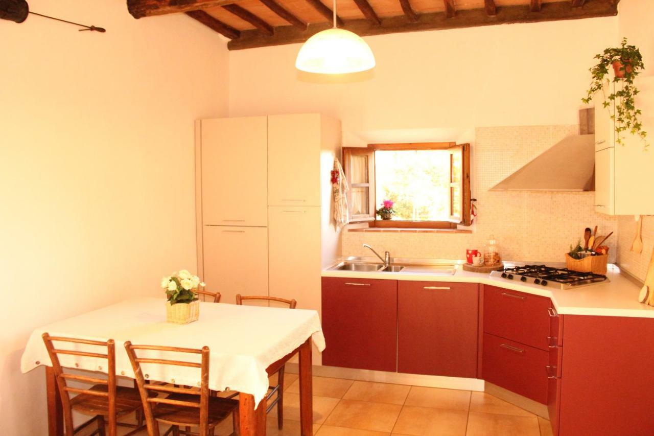 فيلا Agriturismo Podere Campinovi كولّي فال ديلسا المظهر الخارجي الصورة