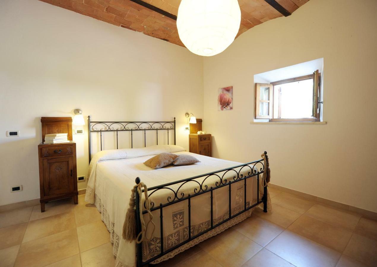 فيلا Agriturismo Podere Campinovi كولّي فال ديلسا المظهر الخارجي الصورة
