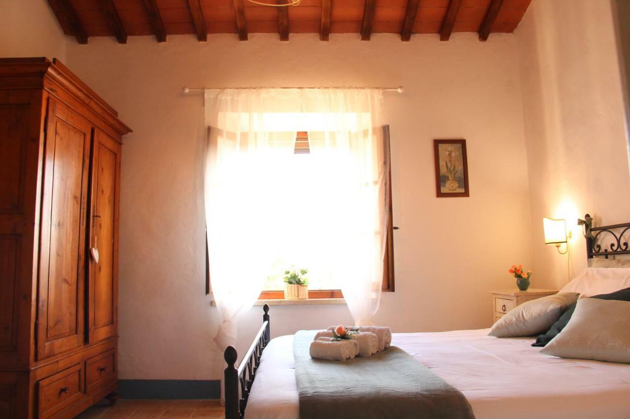 فيلا Agriturismo Podere Campinovi كولّي فال ديلسا المظهر الخارجي الصورة